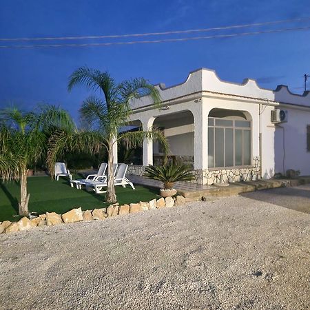 Casa Vacanze Reginotte バレストラーテ エクステリア 写真