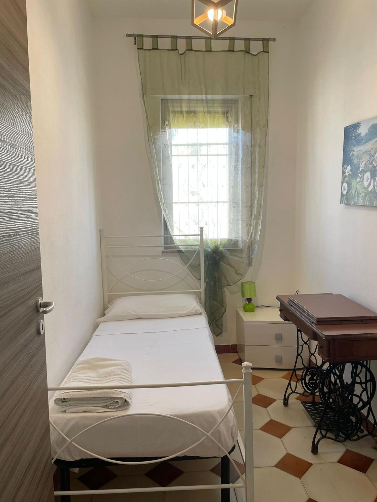 Casa Vacanze Reginotte バレストラーテ エクステリア 写真
