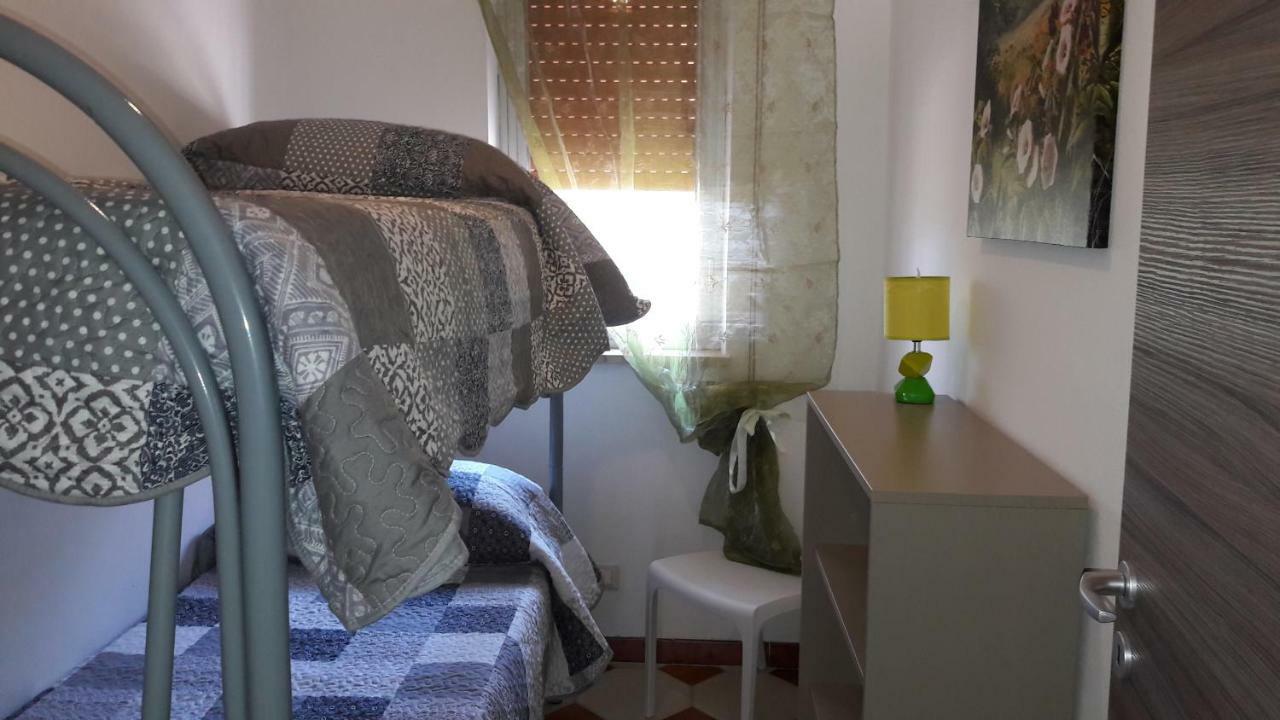 Casa Vacanze Reginotte バレストラーテ エクステリア 写真